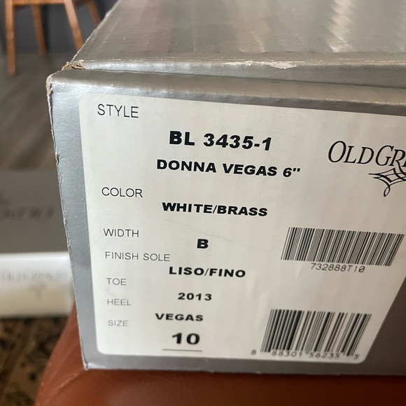 Amazing pair of Donna Vegas Old Gringo in box-please ask any questions - Picture 3 of 4